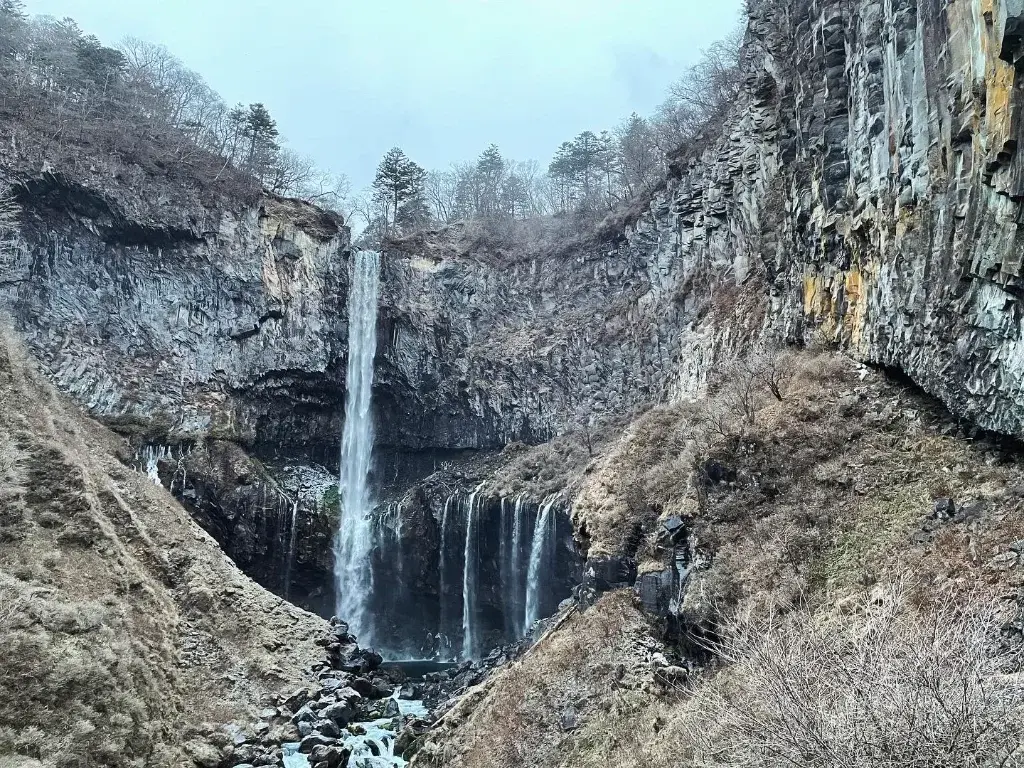 華厳の滝